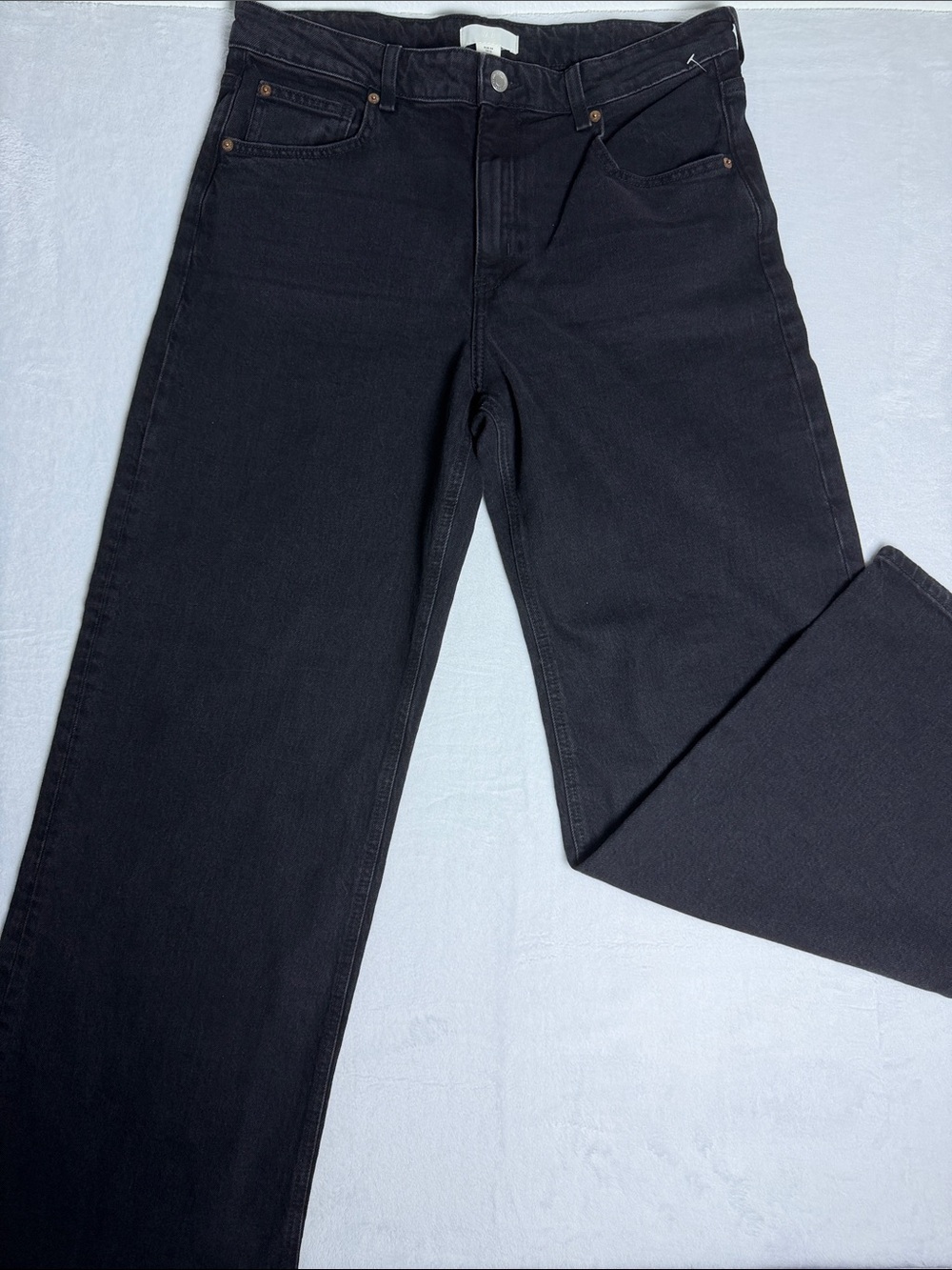 H&M Women’s Straight Jeans in Black